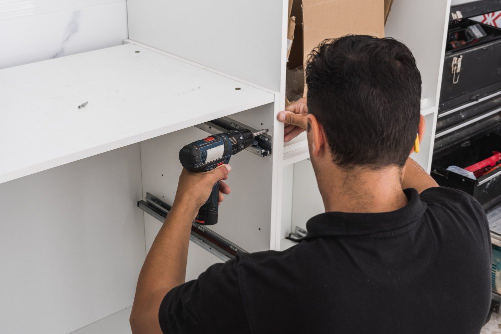 Cabinet Refinishing & Refacing Contractor in Dalton Gardens